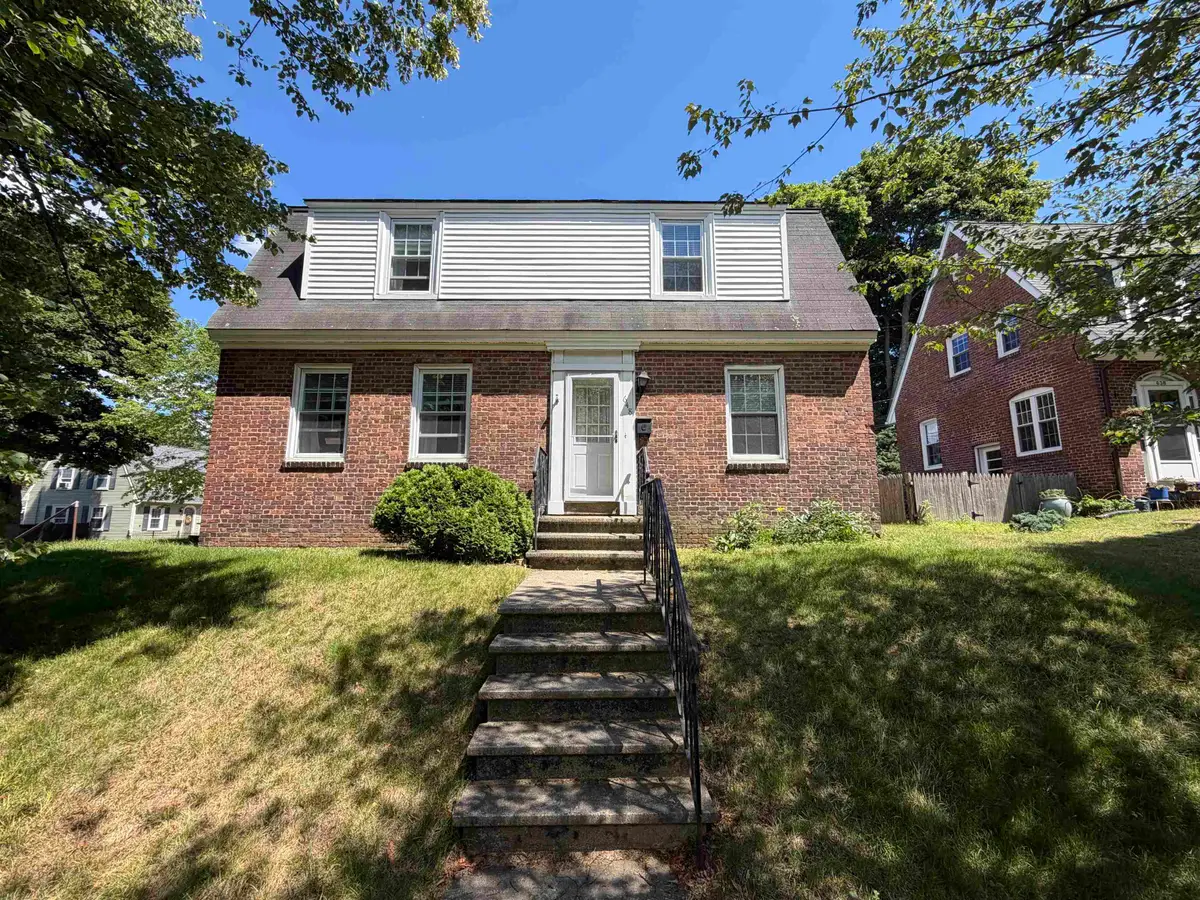 648 Kearsarge Way, Portsmouth, NH 03801 - #1