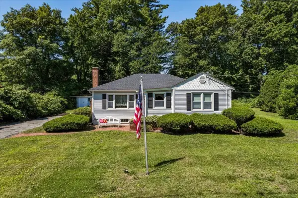 97 Old Rockingham Road, Salem, NH 03079