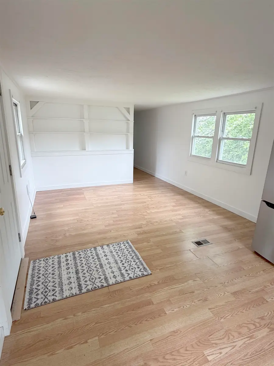 22 Valley Road, Brattleboro, VT 05301 - #3