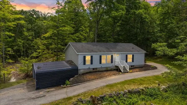 98 Hurricane Road, Belmont, NH 03220