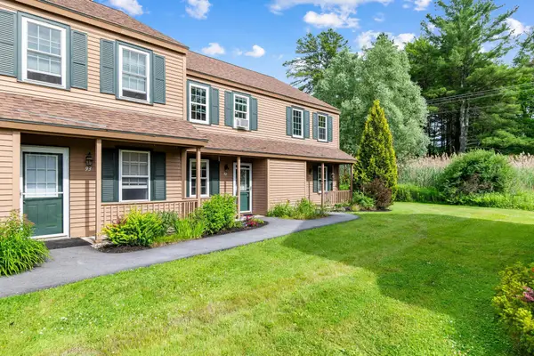 92 Hayes Avenue, South Burlington, VT 05403