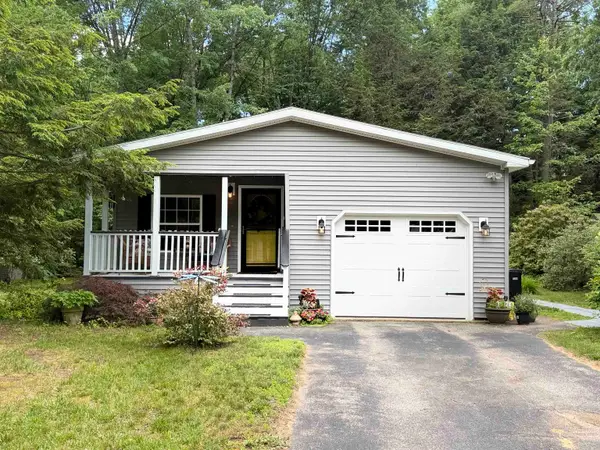 46 Murray Drive, Rochester, NH 03868
