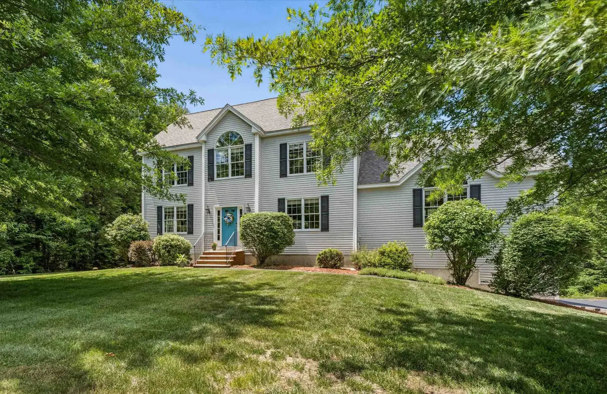 8 Margaret Circle, Monterey Vernon, NH 03057 - #1