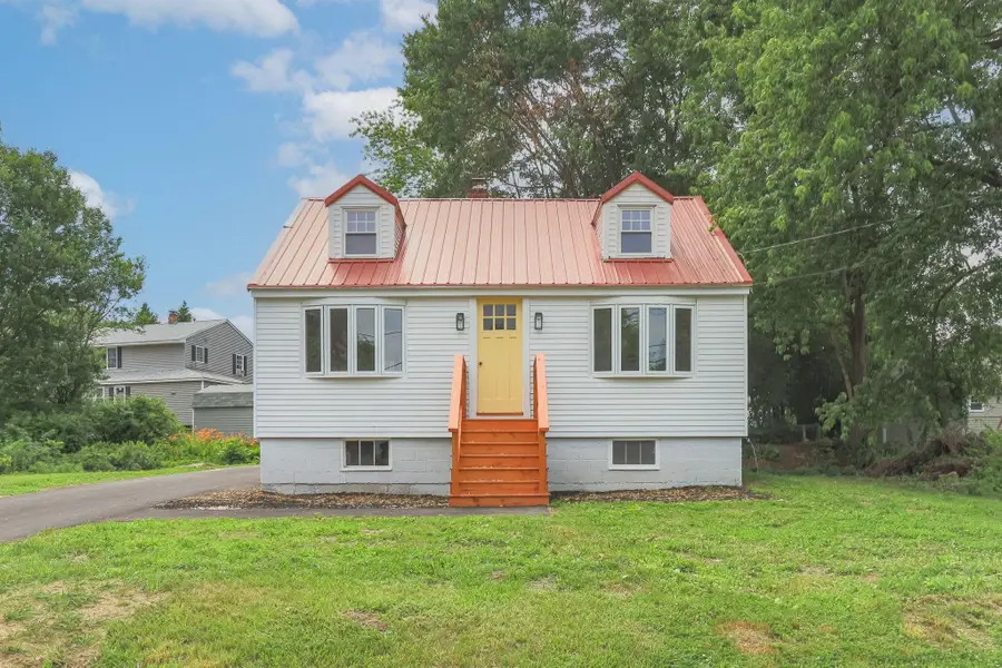 30 Dawson Avenue, Manchester, NH 03104 - #3
