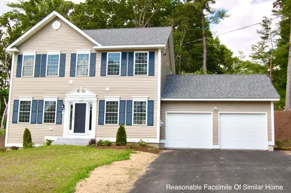 99 Lantern Drive, Sandown, NH 03873
