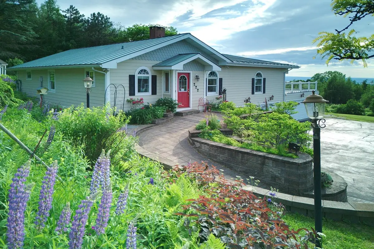 222 Fairfield Hill Road, Saint Albans, VT 05478 - #1