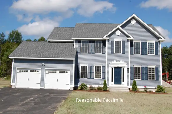 114 Lantern Drive, Sandown, NH 03873
