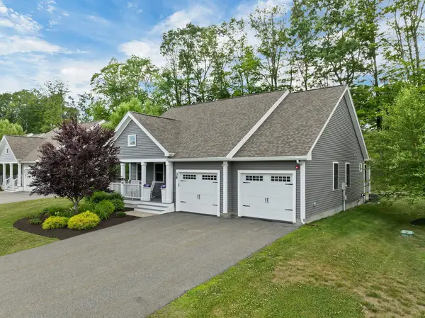 36 Three Ponds Drive, Brentwood, NH 03833