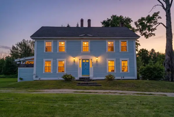 567 First Crown Point Road, Strafford, NH 03884