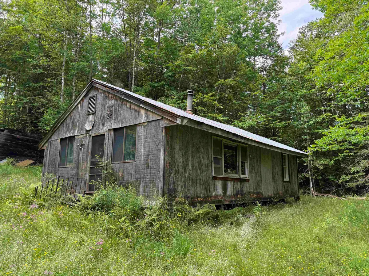 5423 Old County - South Road, Waterford, VT 05819 - #1