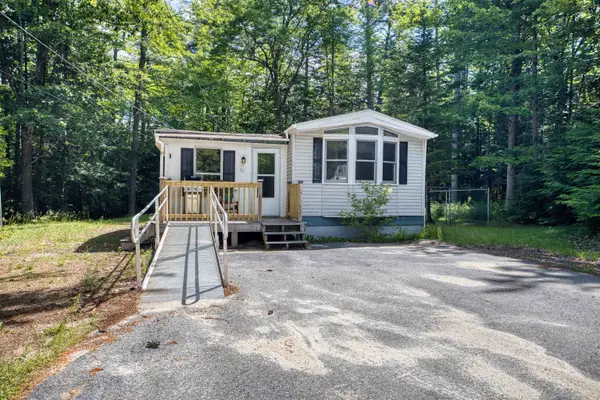 11 Beech River Circle, Ossipee, NH 03814