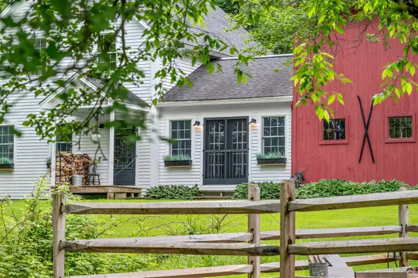 140 Ward Pond Road, Morristown, VT 05661