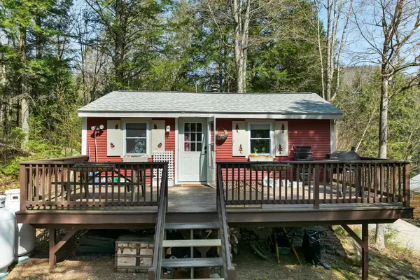 19 Hamlet Drive, Woodstock, NH 03262