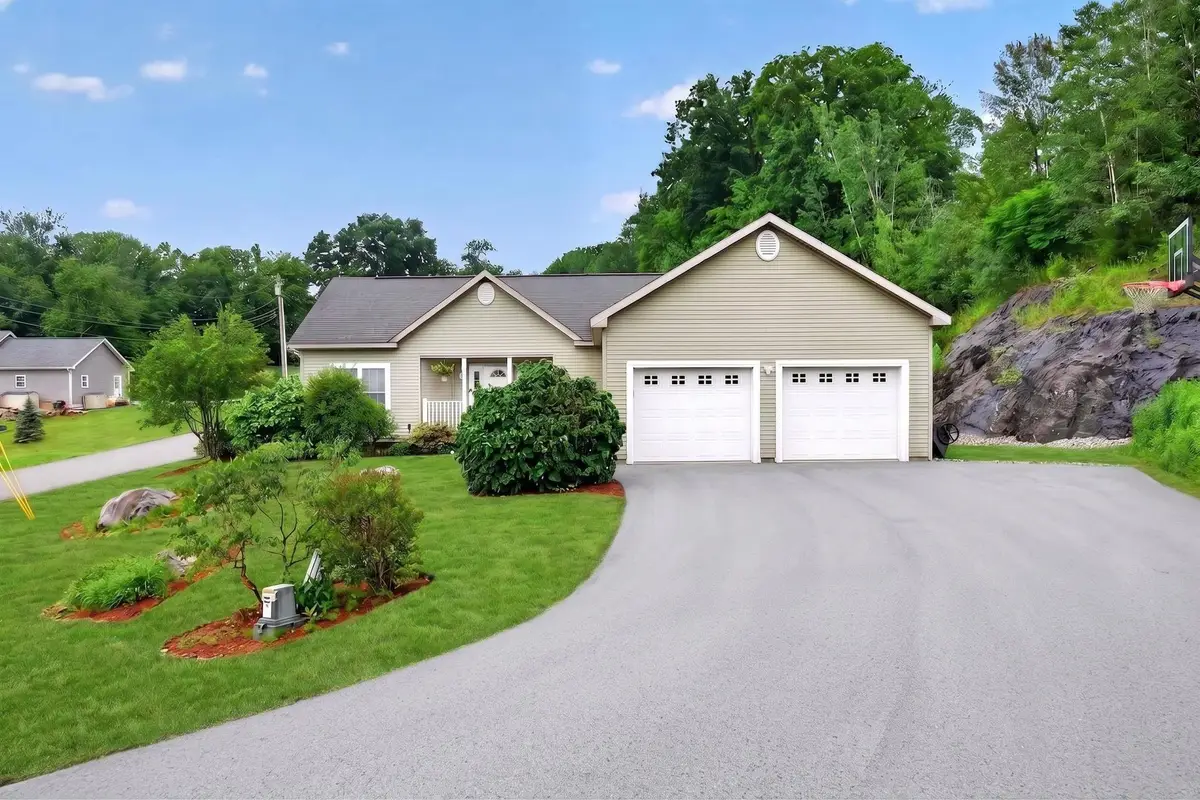 131 Butternut Road, White River Junction, VT 05001 - #1