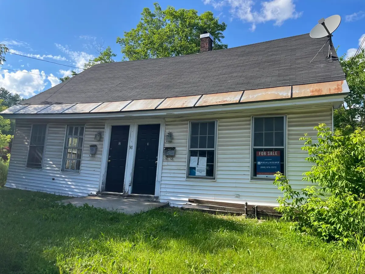 90 Mount Vernon Street, Saint Johnsbury, VT 05819 - #1
