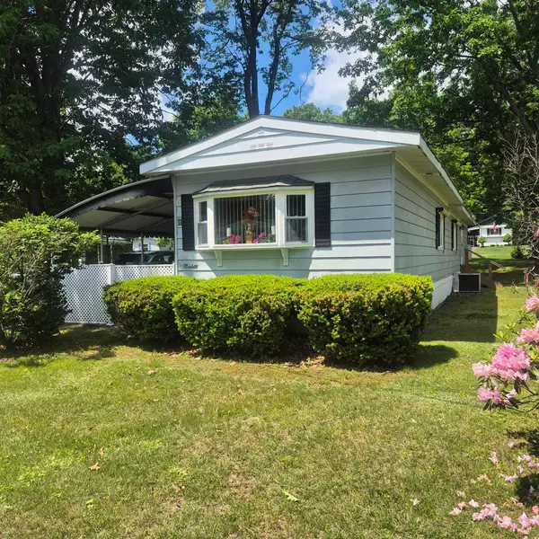 11 Angela Place, Claremont, NH 03743