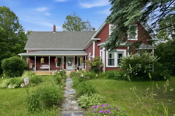 557 Old East Road, Whitefield, NH 03598