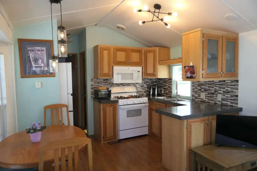 17 Eagle Lane, South Hero, VT 06586 - #3