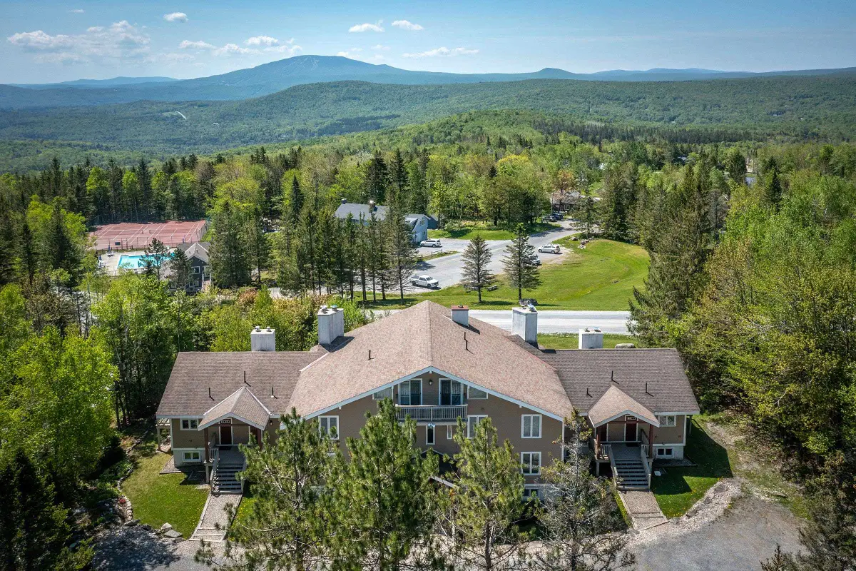 31 Farm Road #D2, Peru, VT 05152 - #1
