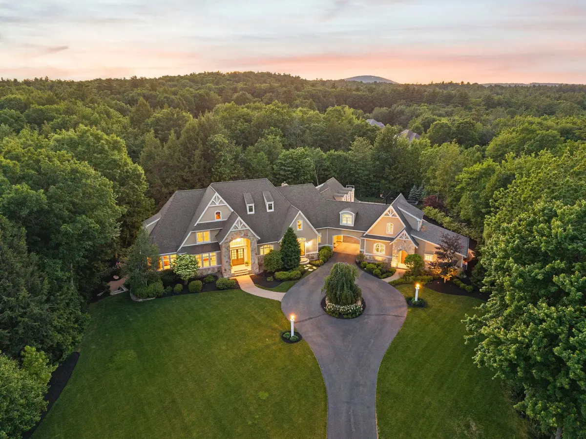 1 Willowbrook Court, Bedford, NH 03110 - #1