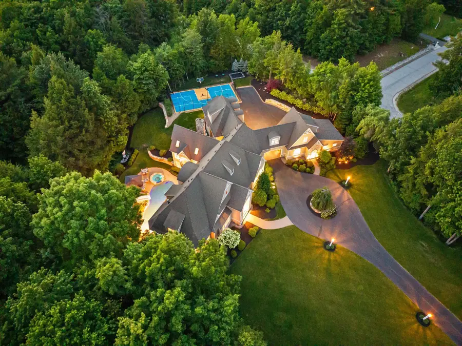 1 Willowbrook Court, Bedford, NH 03110 - #3