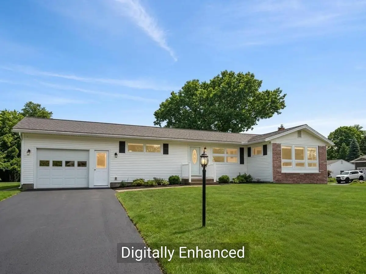 42 Suburban Square, South Burlington, VT 05403 - #1