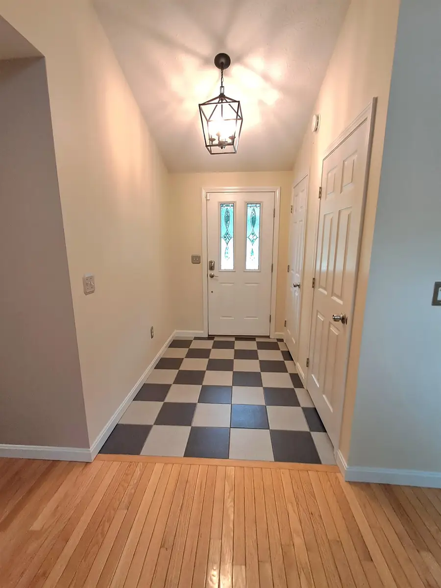 4 Sterling Way, Hudson, NH 03051 - #3