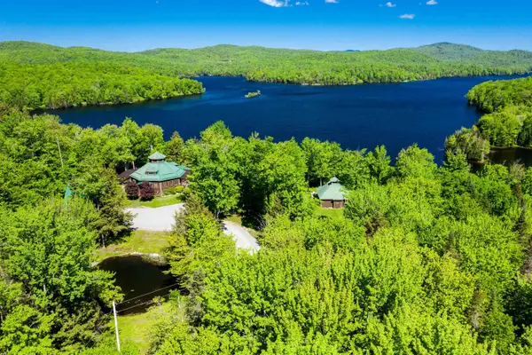 414 Patnoe Farm Drive, Hyde Park, VT 05655