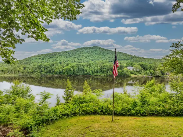 1952 Monroe Road, Littleton, NH 03561