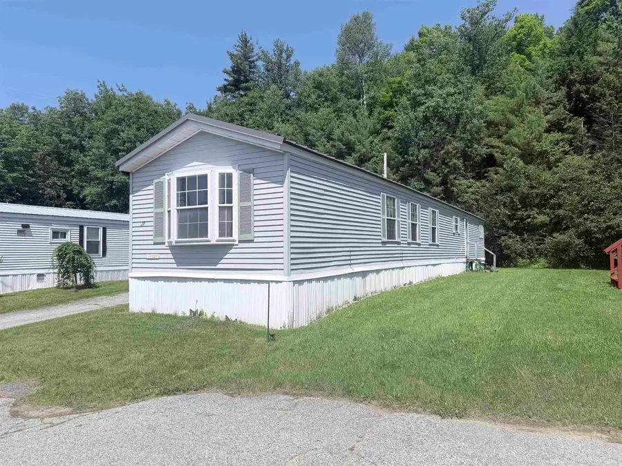19 Hilltop Manor Mobile Home Park, Littleton, NH 03561 - #2