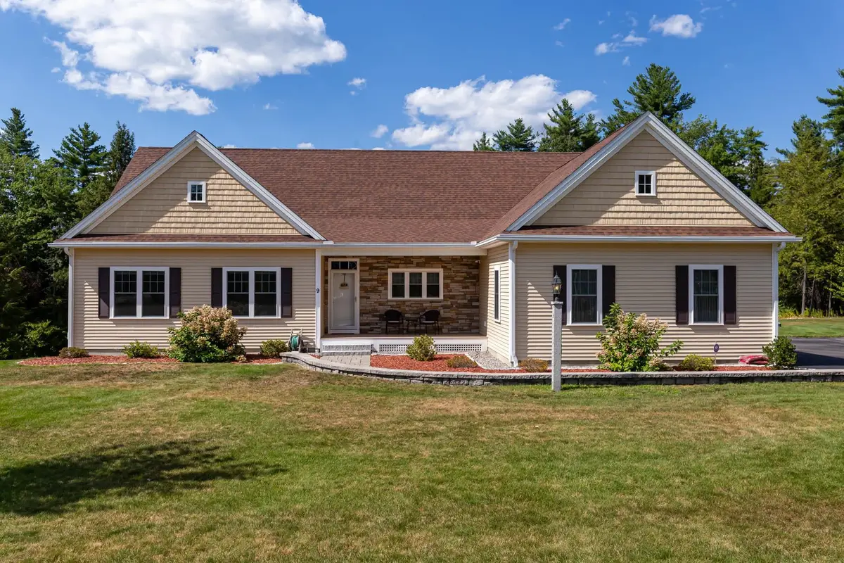 9 Windy Hollow Circle, Merrimack, NH 03054 - #1