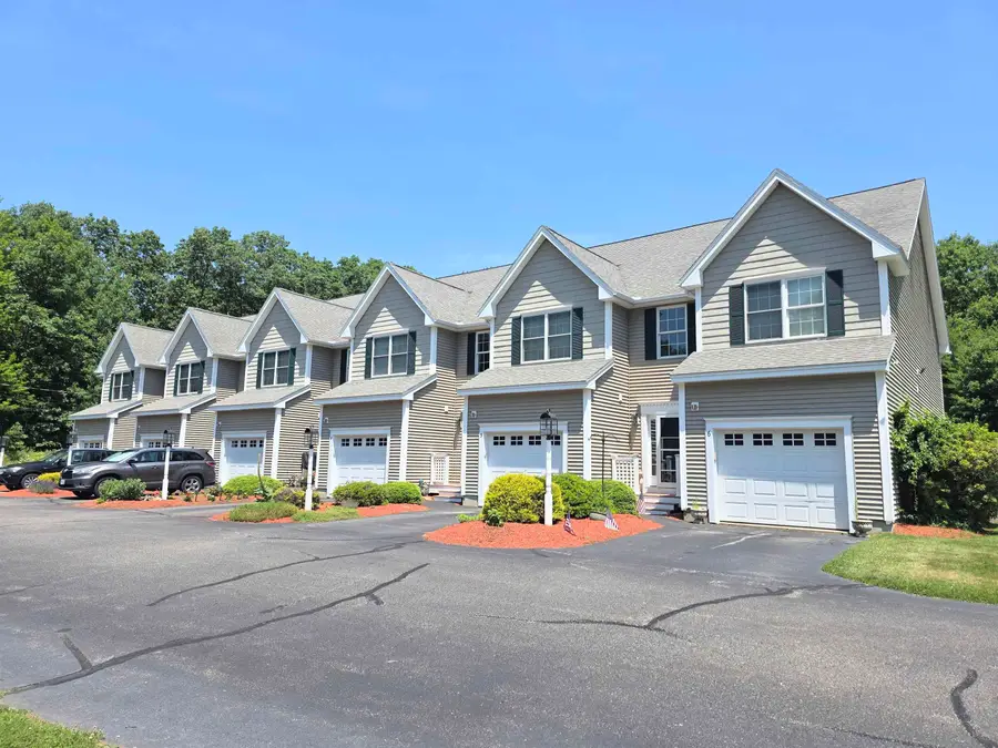 624 Main Street, Fremont, NH 03044 - #2