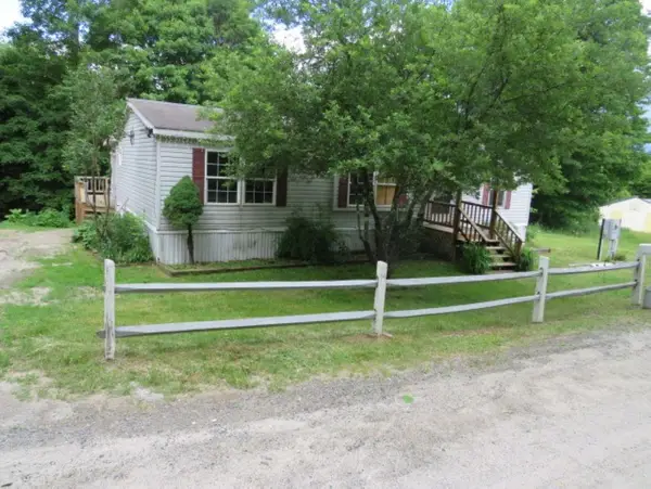 229 Longmoore Drive, Ryegate, VT 05042