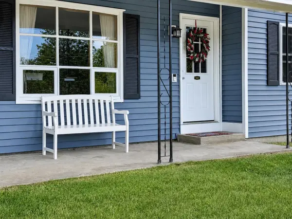 200 Finney Drive, Lyndon, VT 05851