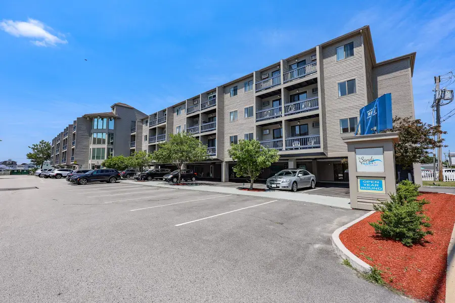 32 Ashworth Avenue #437, Hampton, NH 03842 - #3