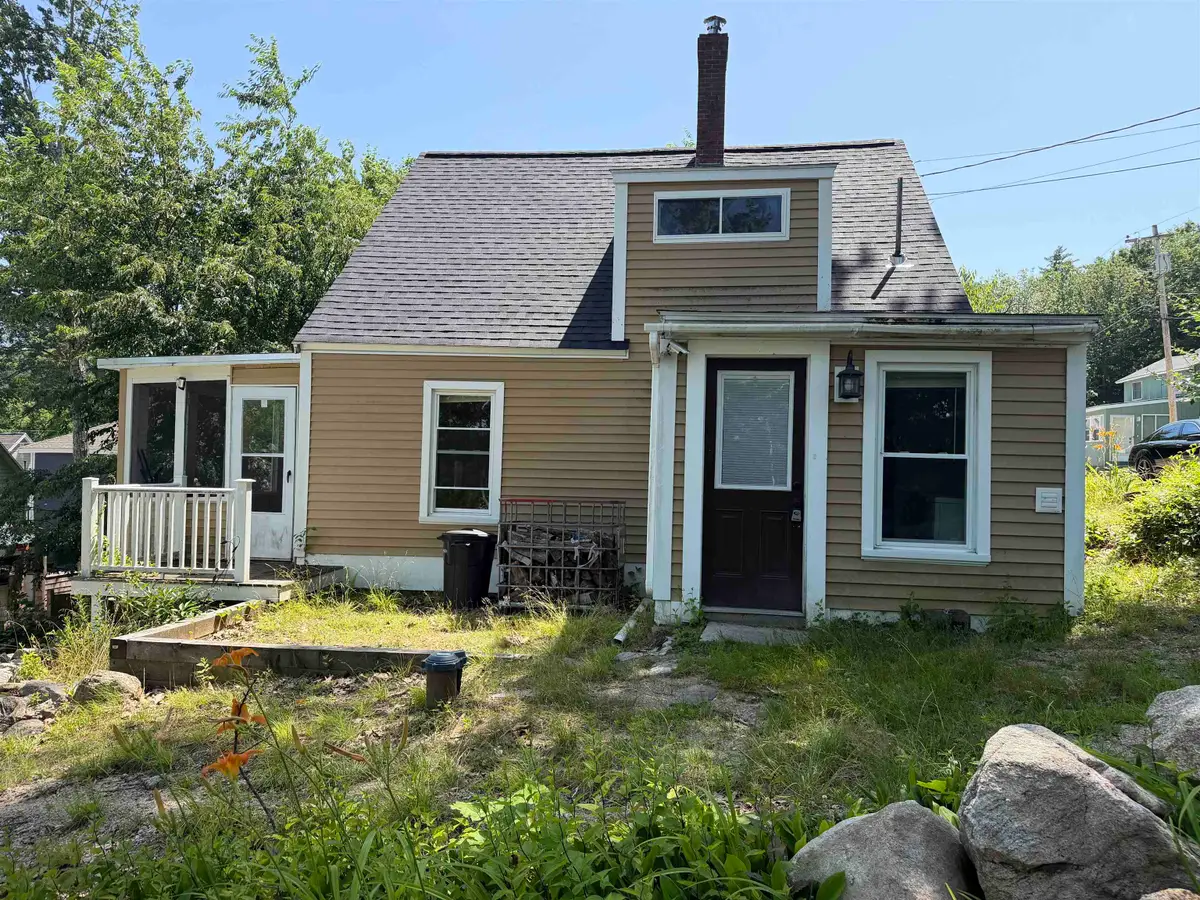 6  Milford Street, Amherst, NH 03031 - #1