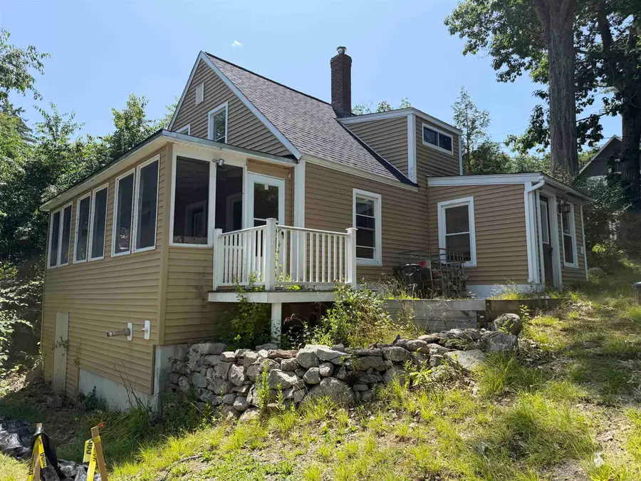 6  Milford Street, Amherst, NH 03031 - #2