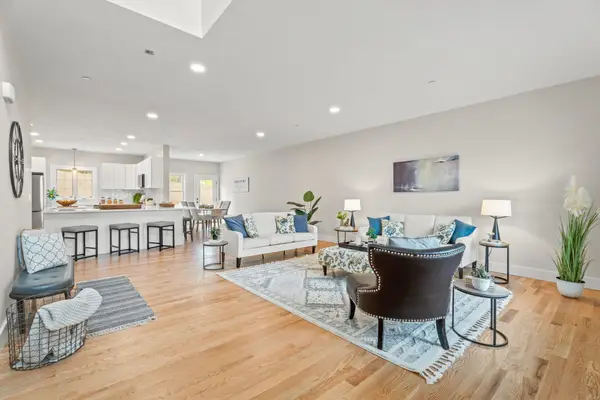 61 Driftwood Circle #23, Sandown, NH 03873