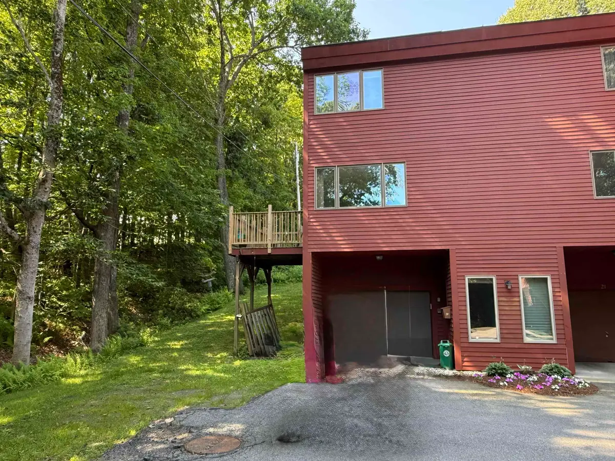 23 Robin Way, Brattleboro, VT 05301 - #1
