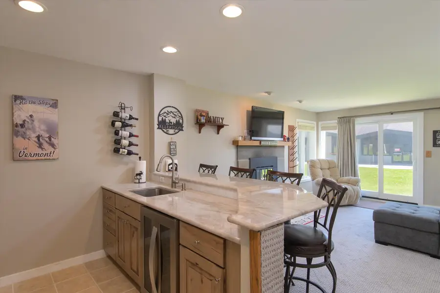 350 Mountain Road #B103, Ludlow, VT 05149 - #3