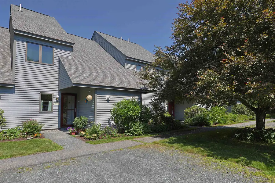 99 Heather Drive #8F, Wilder, VT 05001 - #2