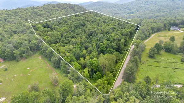 45 Old County Lane, Richmond, VT 05477