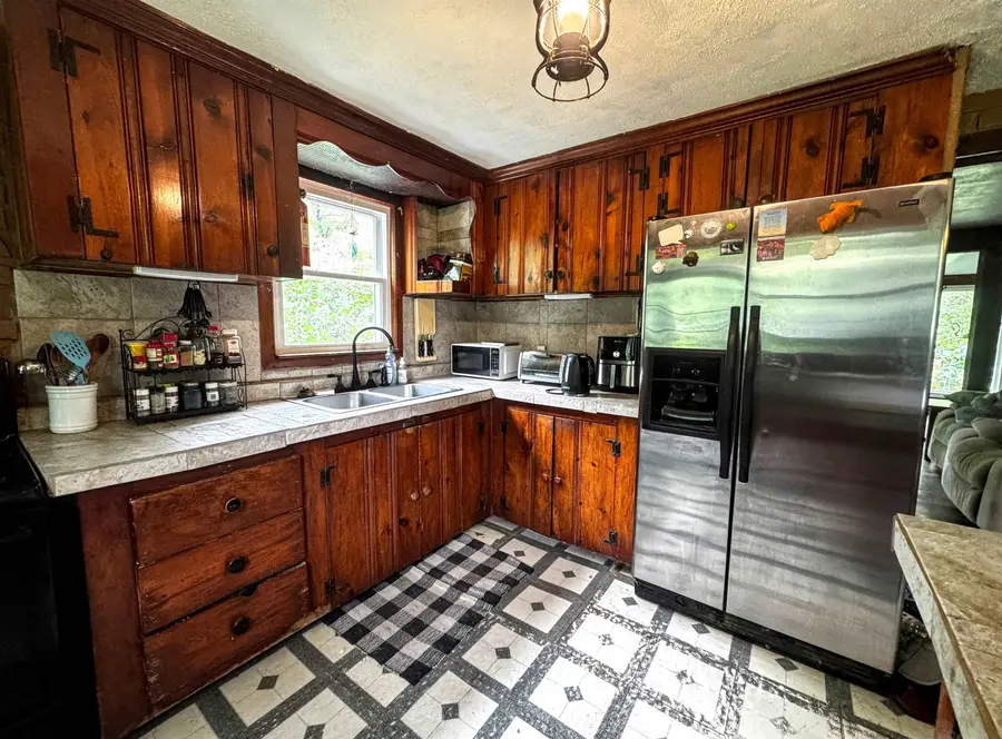 118 Foster Drive, Bennington, VT 05201 - #3