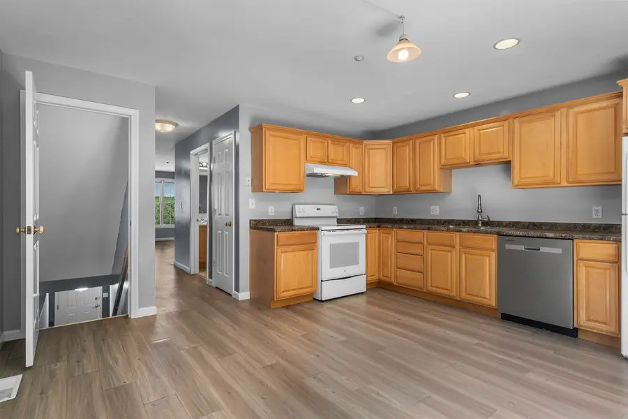 17 Tammy Court #B, Hudson, NH 03051 - #3
