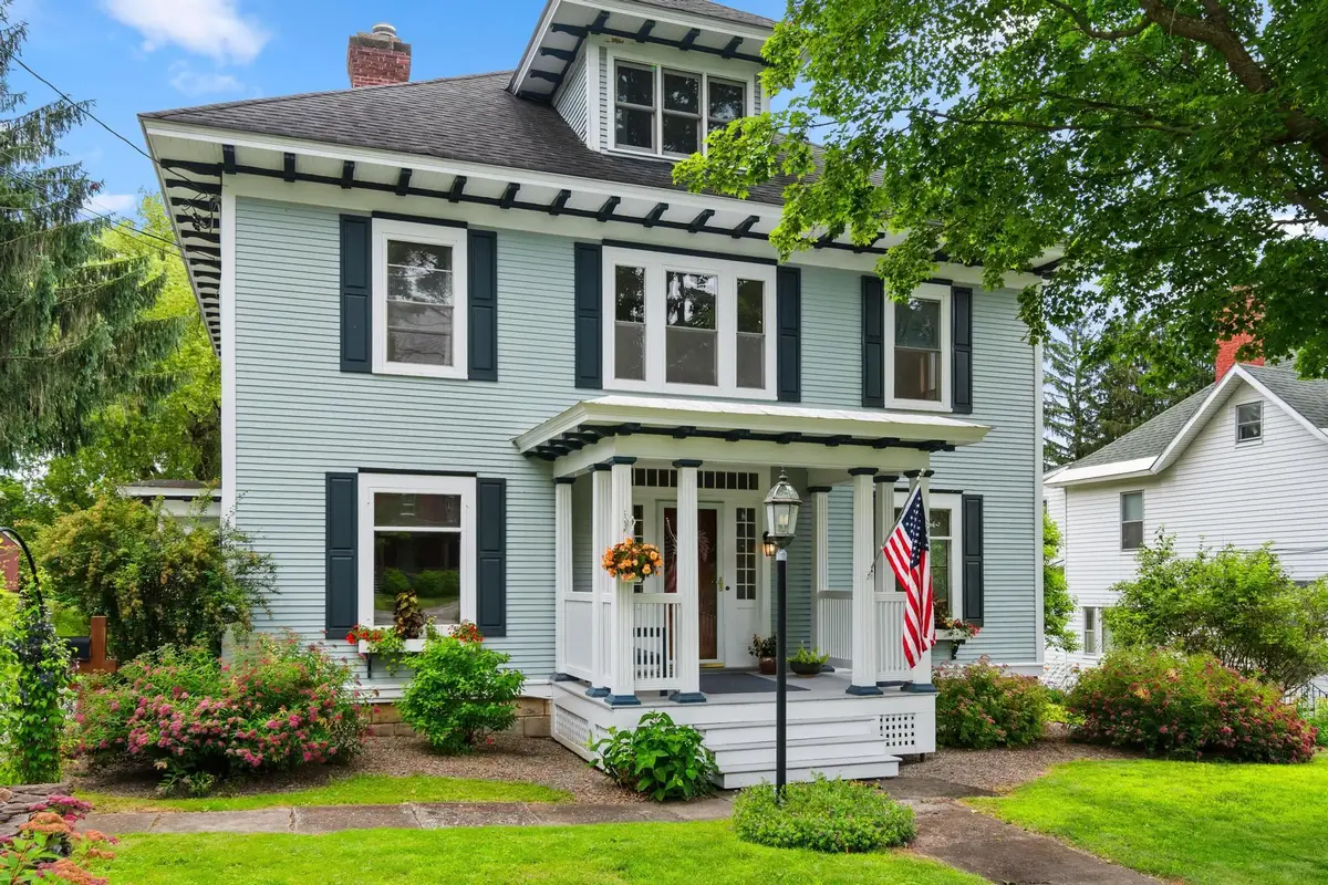 92 Bank Street, Saint Albans, VT 05478 - #1