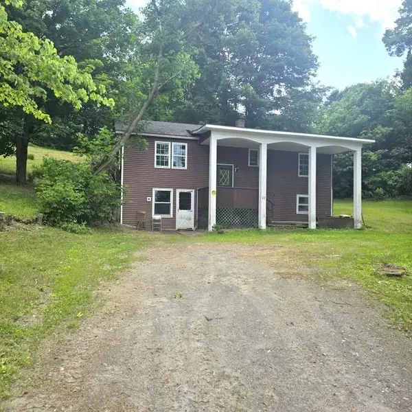 68 High Street, Lyndon, VT 05851