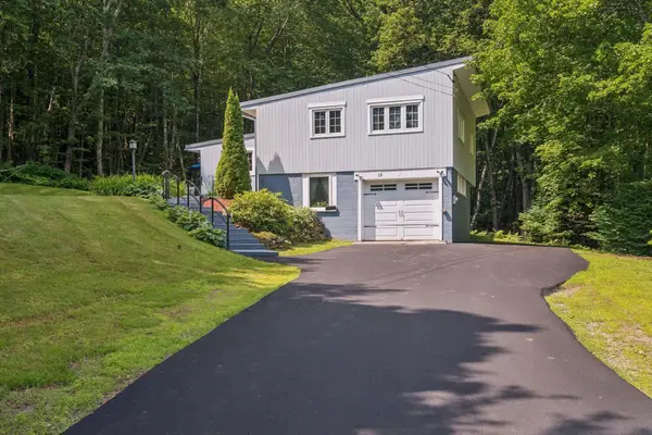 15 Juniper Hill, Claremont, NH 03743