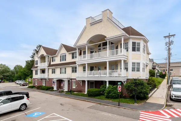 61 Central Avenue #4, Wolfeboro, NH 03894