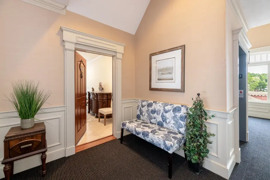 61 Central Avenue #4, Wolfeboro, NH 03894 - #3
