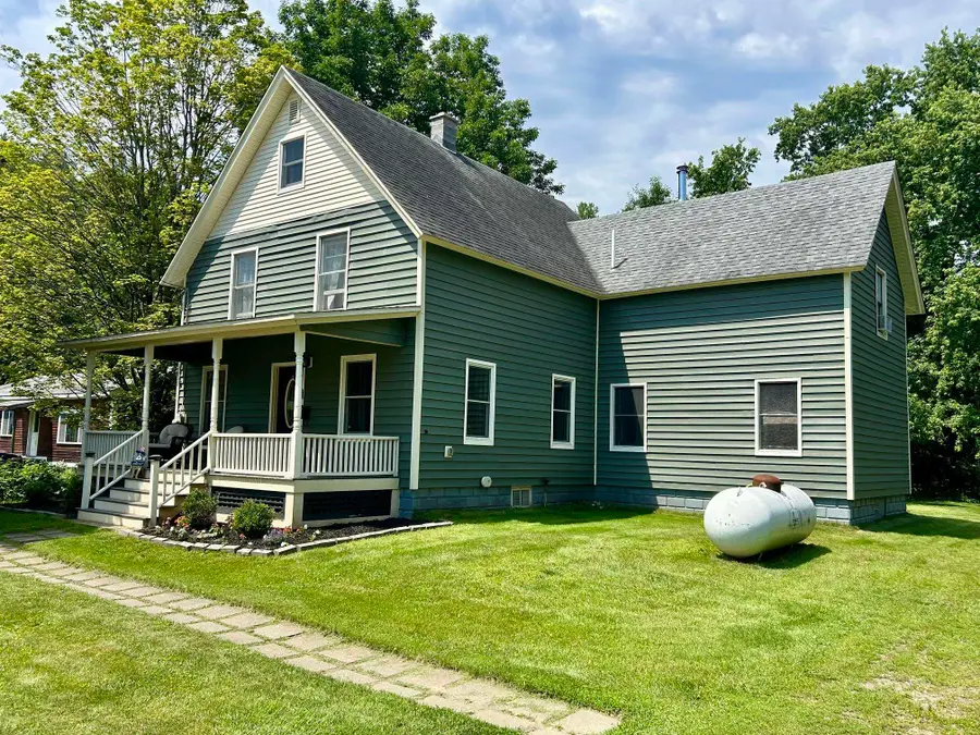 11 Hale Street, Randolph, VT 05060 - #2